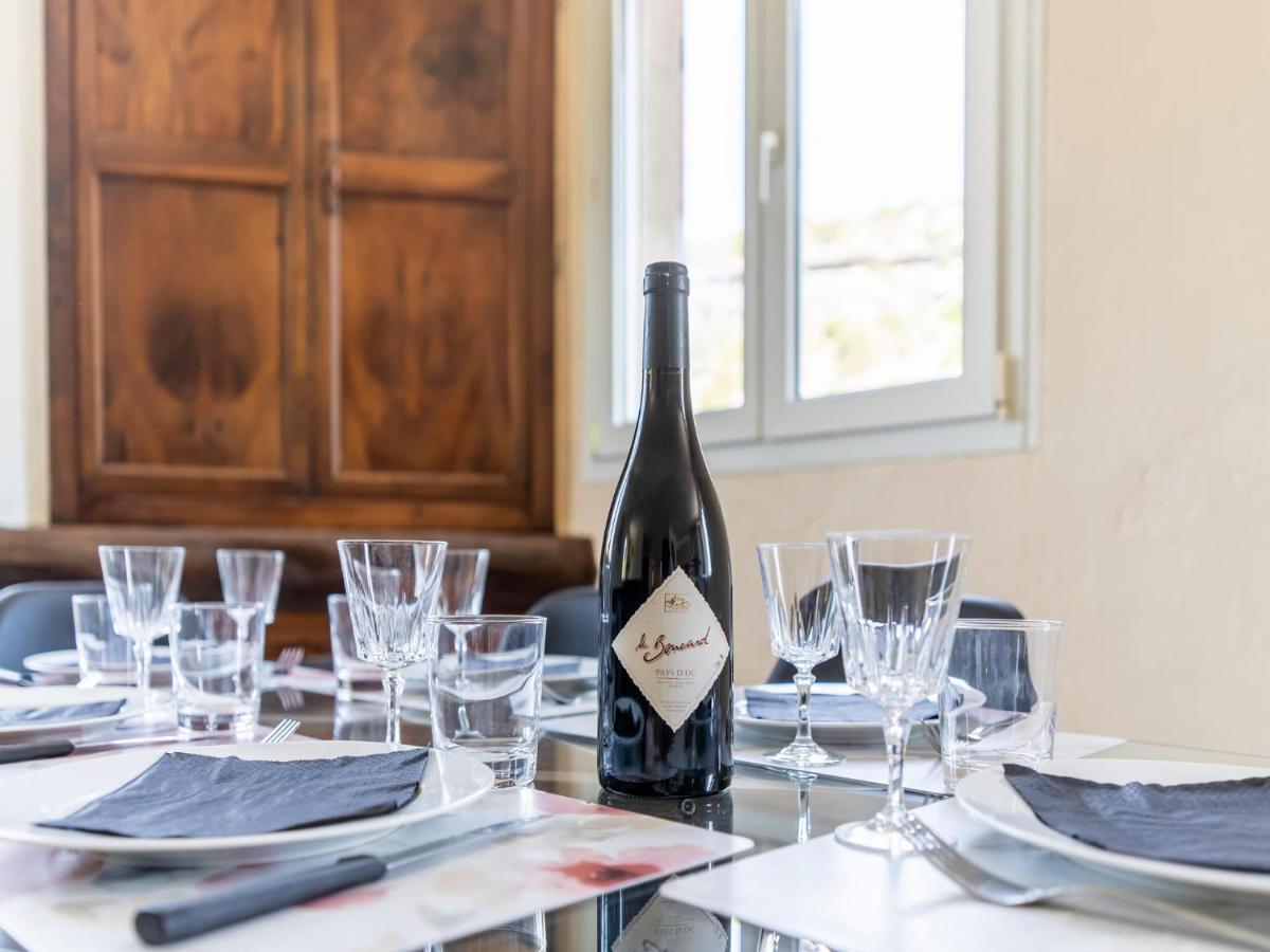 Cosy Holiday Home In Minerve With Garden Eksteriør billede