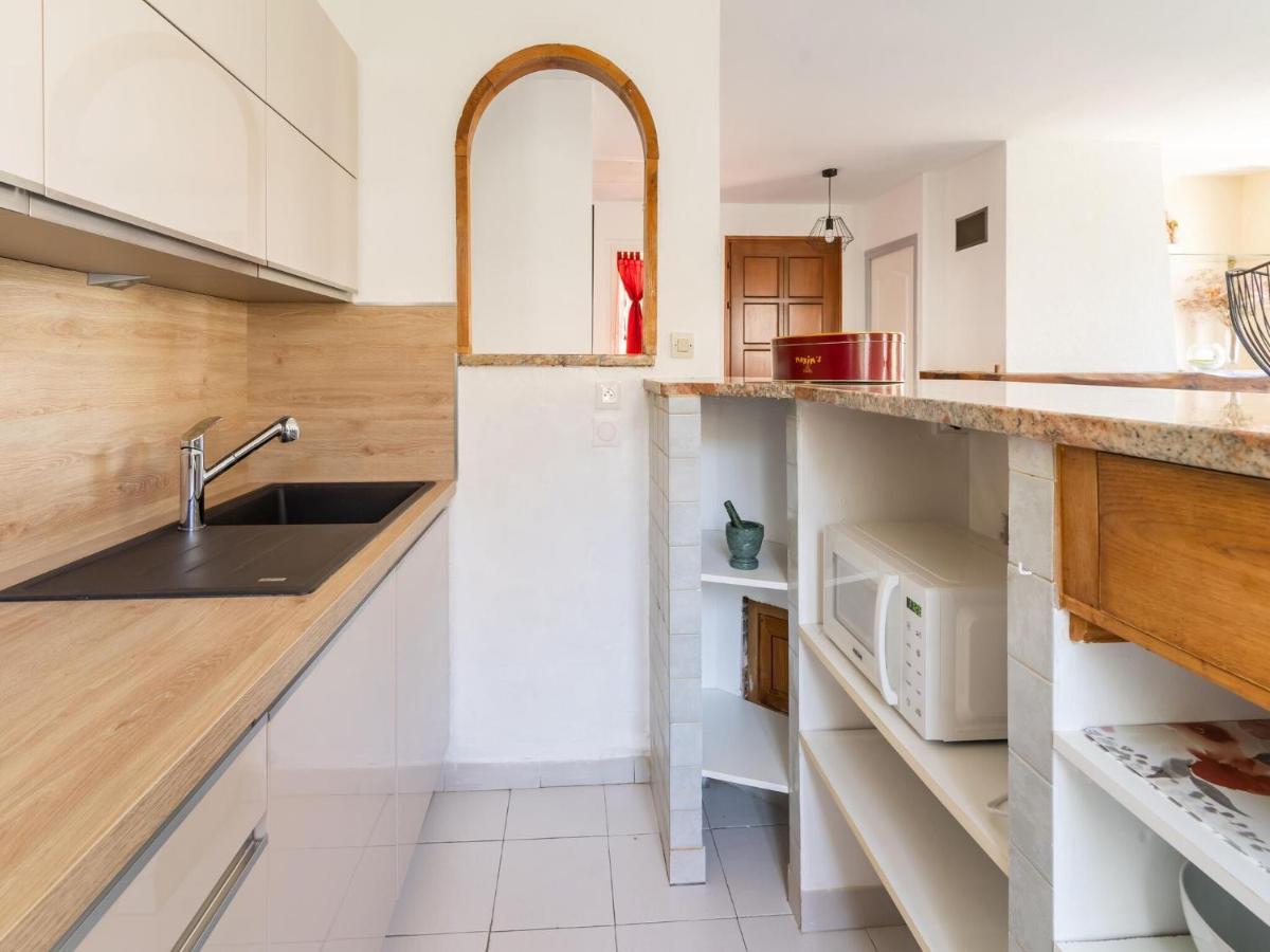 Cosy Holiday Home In Minerve With Garden Eksteriør billede